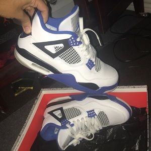 Jordan 4s!!